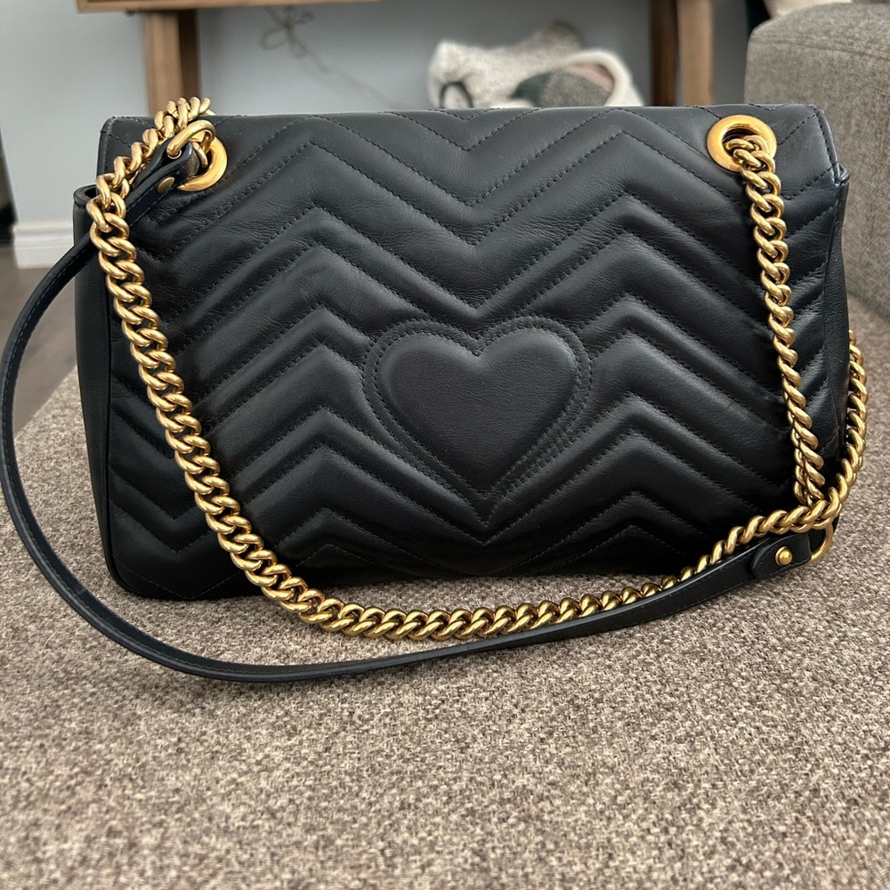 Gucci Marmont Medium Shoulder Bag - Picture 4 of 16